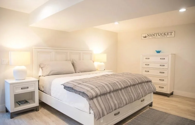 4 bed, 4+ bath apartment for rent at 11 Miller Ln, Nantucket — photo 15 of 21