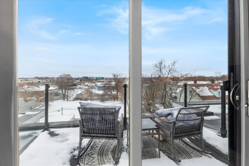 2 bed, 2 bath apartment for rent at 11 Minot St Unit 306, Dorchester — photo 19 of 21