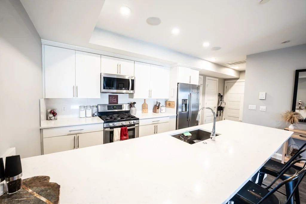 2 bed, 2 bath apartment for rent at 11 Minot Unit 203, Dorchester — photo 2 of 16