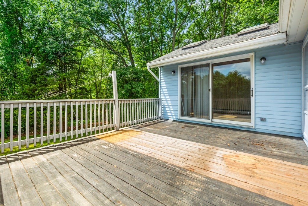 3 bed, 2 bath apartment for rent at 11 Minuteman Way Unit 11, Shrewsbury — photo 32 of 36