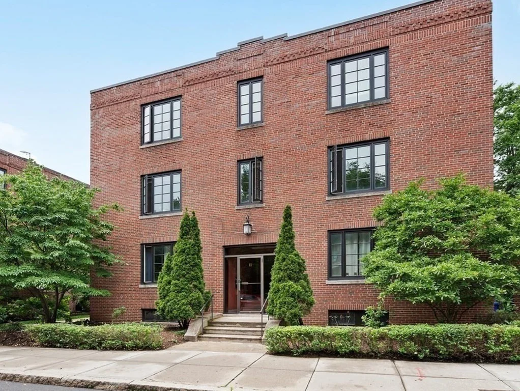 2 bed, 1 bath apartment for rent at 11 Monmouth Ct Unit 6, Brookline — photo 1 of 11
