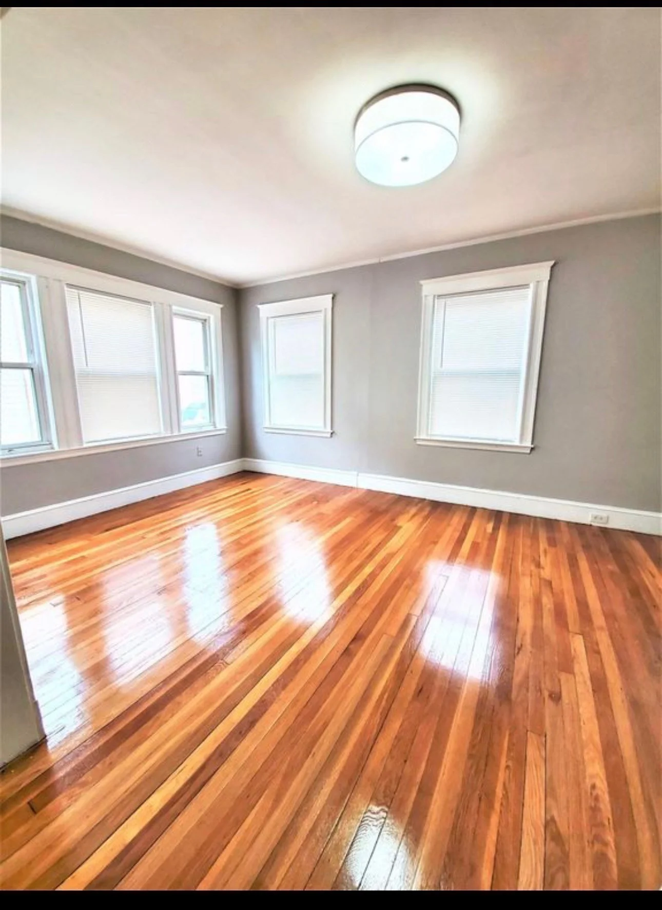 2 bed, 1 bath apartment for rent at 11 Monponset Unit 1, Hyde Park — photo 8 of 11
