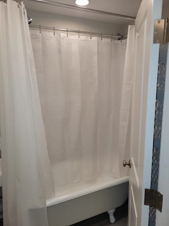 2 bed, 1 bath apartment for rent at 11 Montfern Ave Unit 2, Revere — photo 11 of 13
