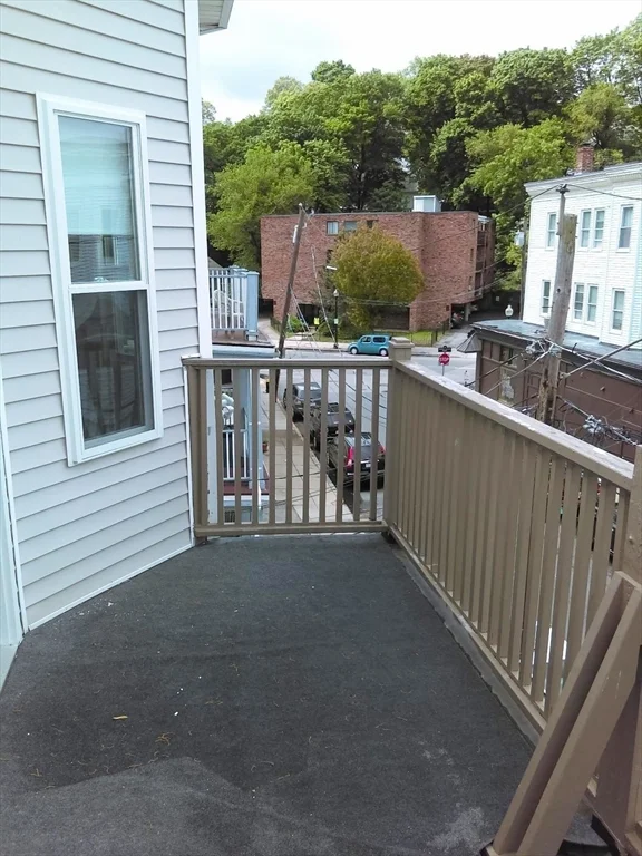 3 bed, 2 bath apartment for rent at 11 Montfern Ave Unit 3, Brighton — photo 17 of 18