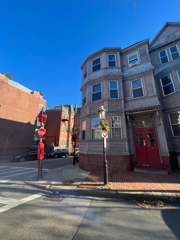 2 bed, 1 bath apartment for rent at 11 Monument Ave Unit 2, Charlestown — photo 11 of 11