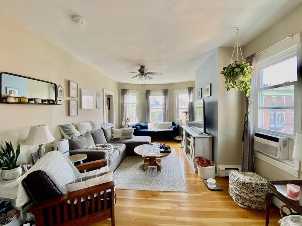 1 bed, 1 bath apartment for rent at 11 Monument Ave Unit 3, Charlestown — photo 7 of 7