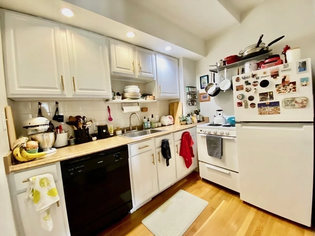 1 bed, 1 bath apartment for rent at 11 Monument Ave Unit 3, Charlestown — photo 6 of 7