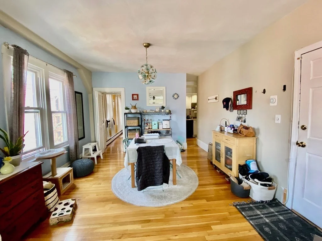 1 bed, 1 bath apartment for rent at 11 Monument Ave Unit 3, Charlestown — photo 2 of 7