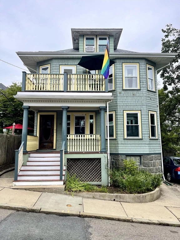 2 bed, 1 bath apartment for rent at 11 Mount Cushing Ter Unit 1, Dorchester — photo 1 of 28