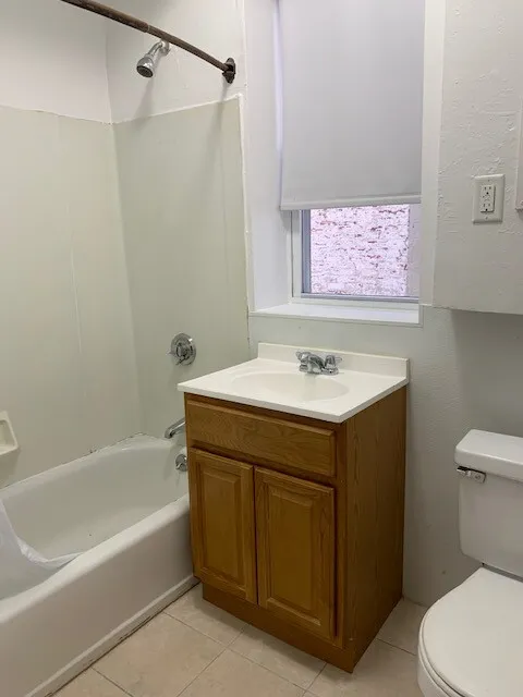 3 bed, 1 bath apartment for rent at 11 Mount Hood Rd Unit 1, Brighton — photo 19 of 24