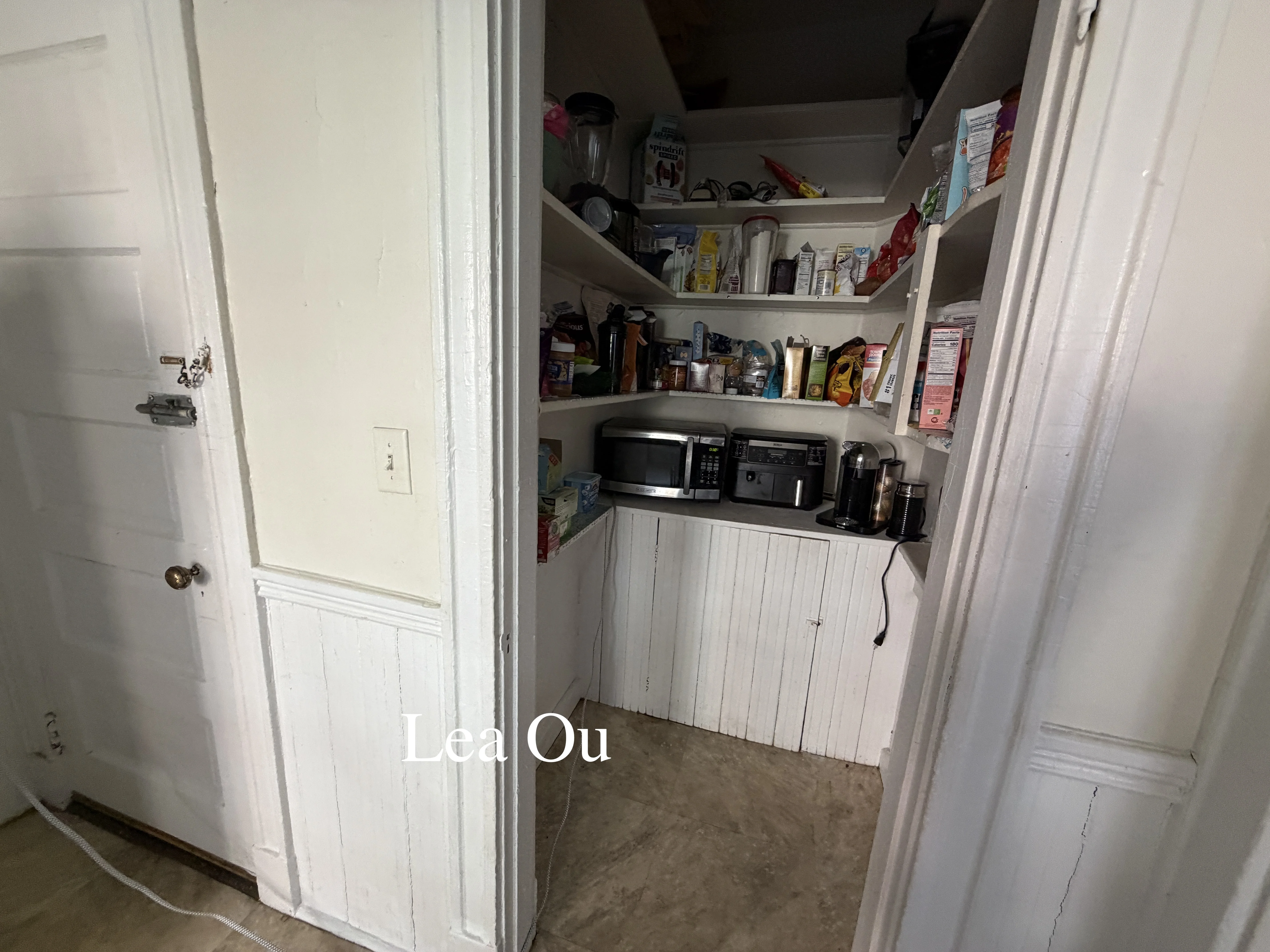 3 bed, 1 bath apartment for rent at 11 Mount Hood Rd Unit 2, Brighton — photo 9 of 10