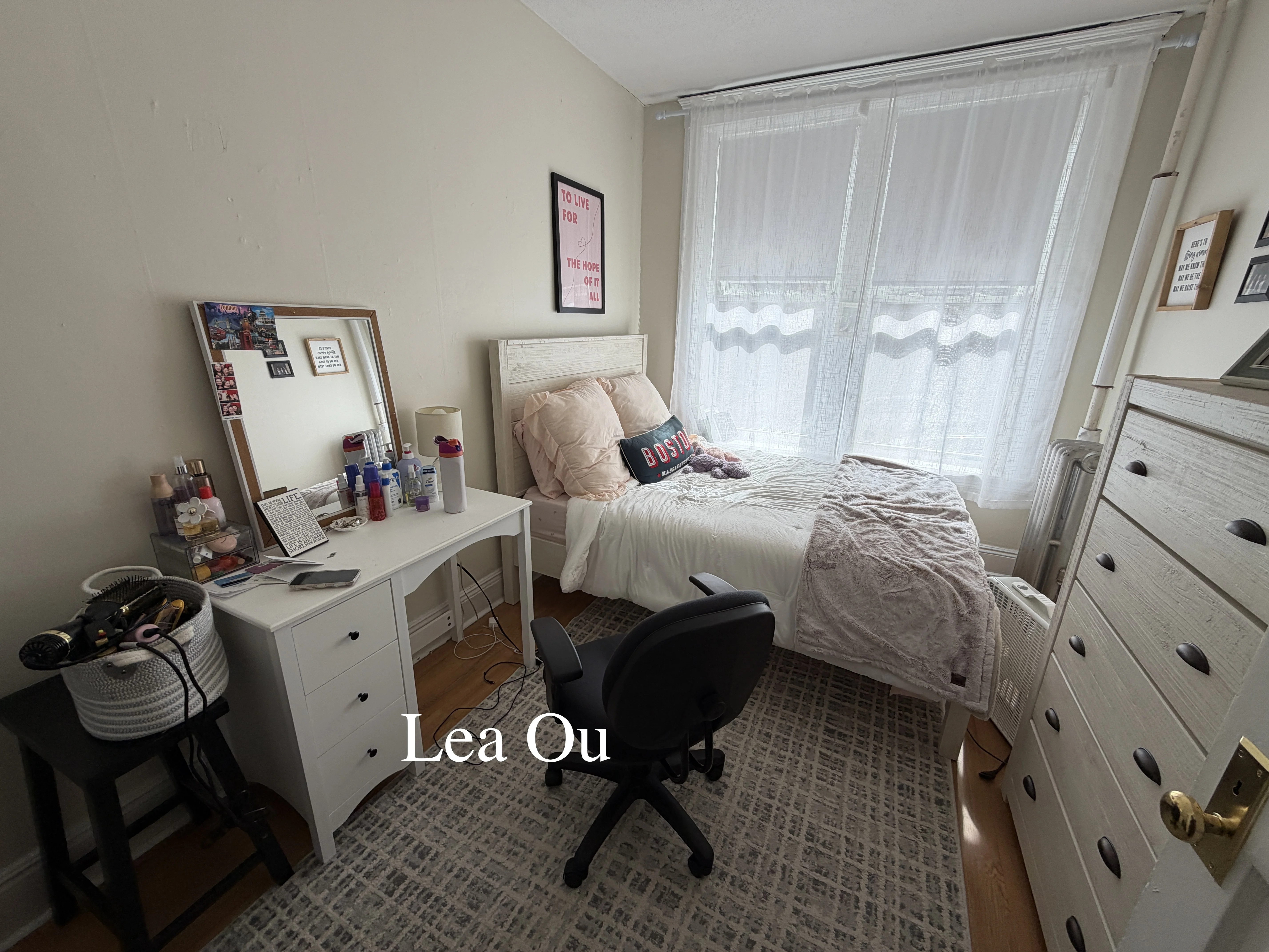3 bed, 1 bath apartment for rent at 11 Mount Hood Rd Unit 2, Brighton — photo 3 of 10