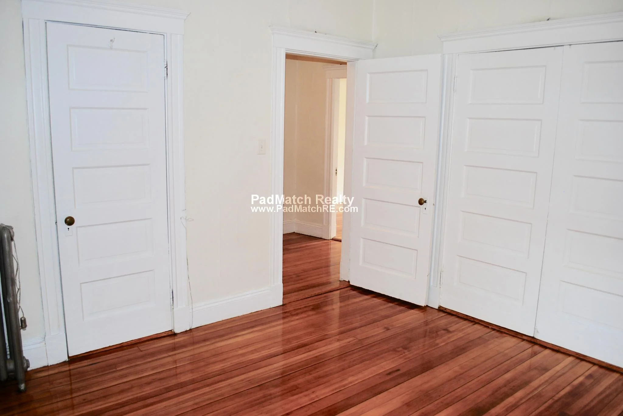 3 split bed, 1 bath apartment for rent at 11 Mount Hood Rd Unit 4, Brighton — photo 10 of 17