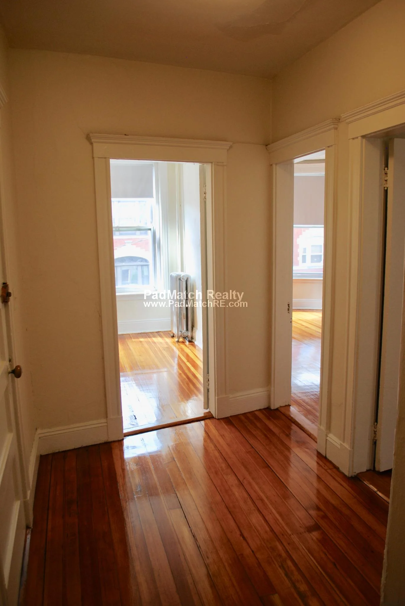 3 split bed, 1 bath apartment for rent at 11 Mount Hood Rd Unit 4, Brighton — photo 12 of 17