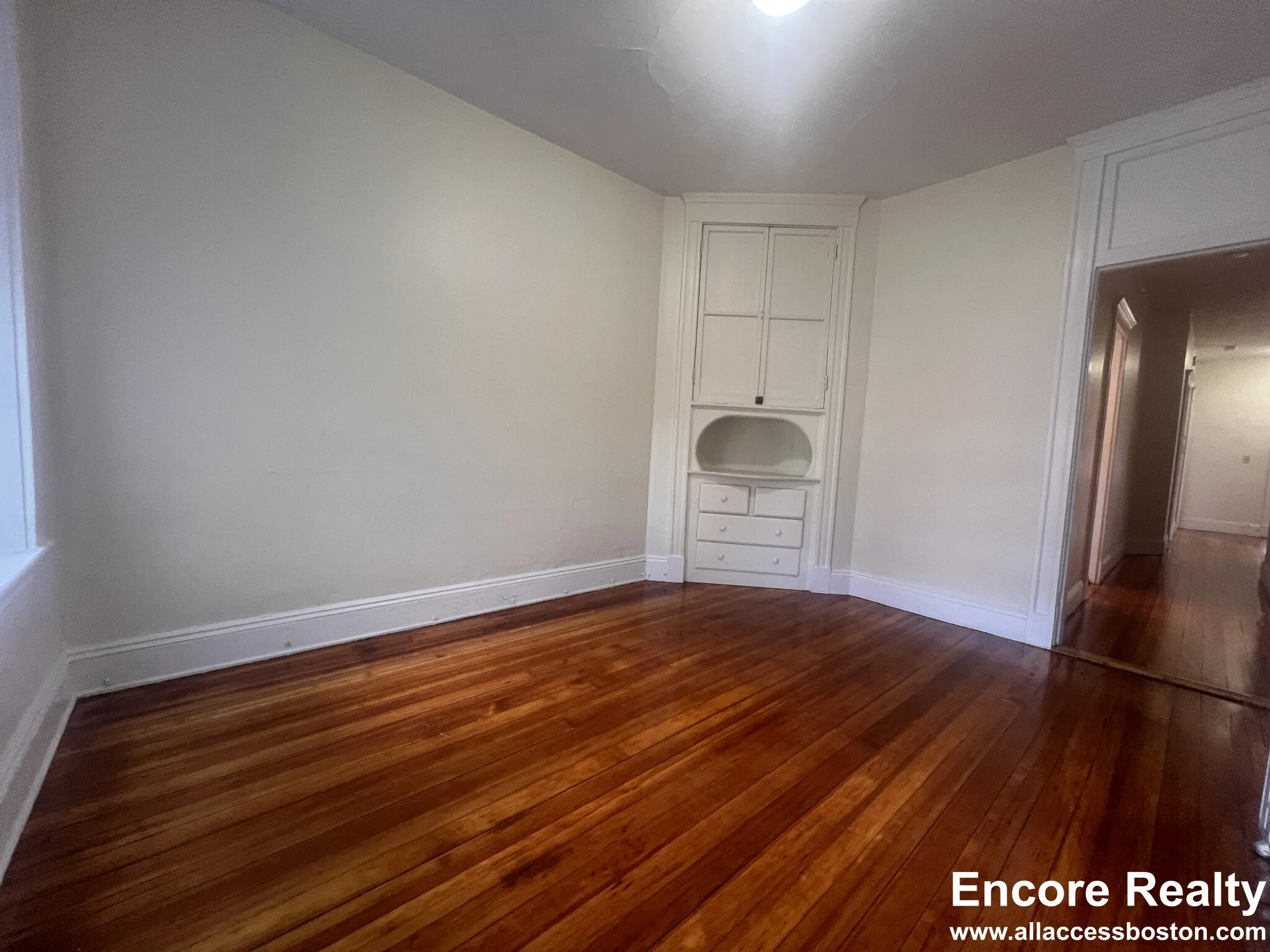 3 bed, 1 bath apartment for rent at 11 Mount Hood Rd Unit 5, Brighton — photo 9 of 10