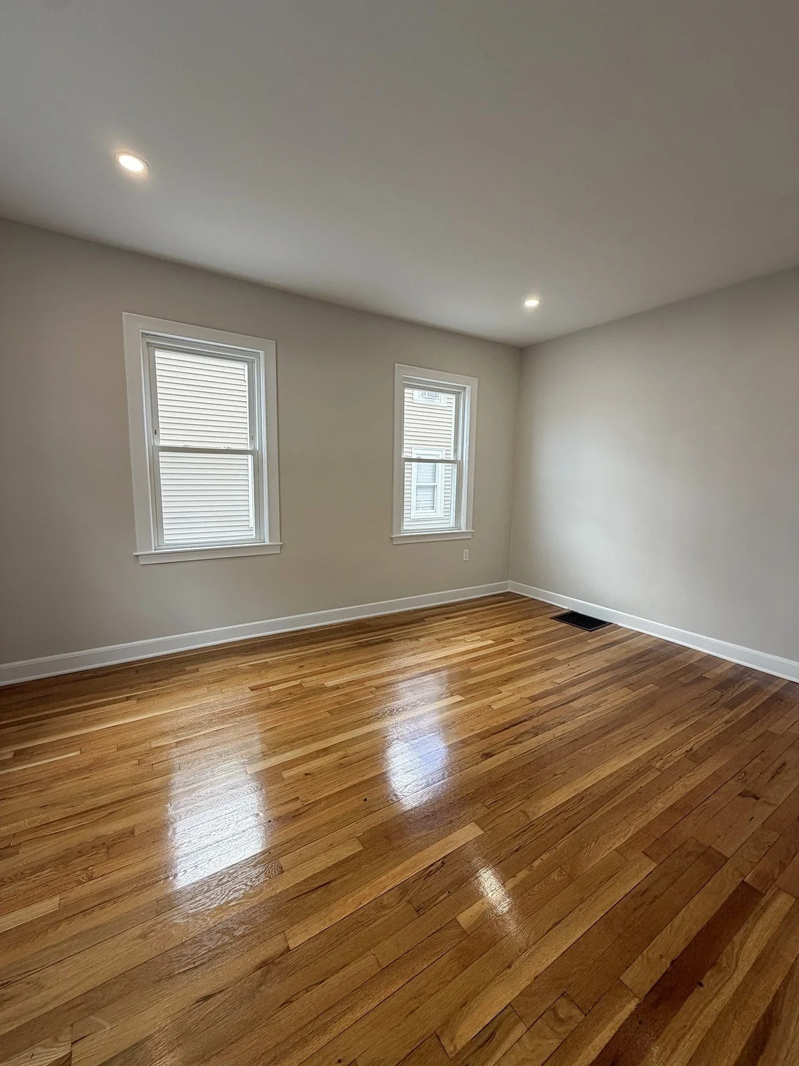 3 bed, 2 bath apartment for rent at 11 Mount Pleasant St Unit 1, Waltham — photo 10 of 18