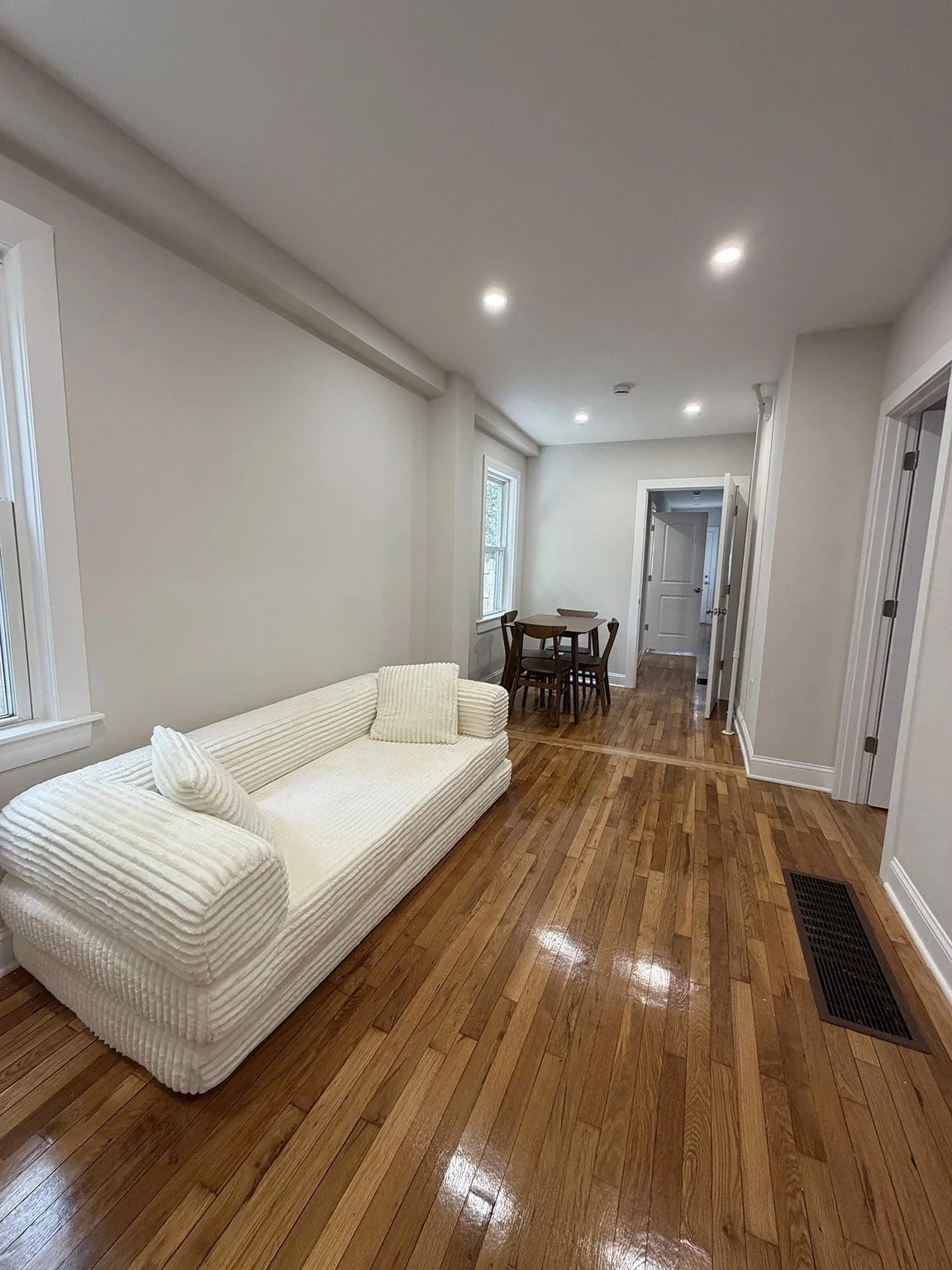 3 bed, 2 bath apartment for rent at 11 Mount Pleasant St Unit 1, Waltham — photo 4 of 18