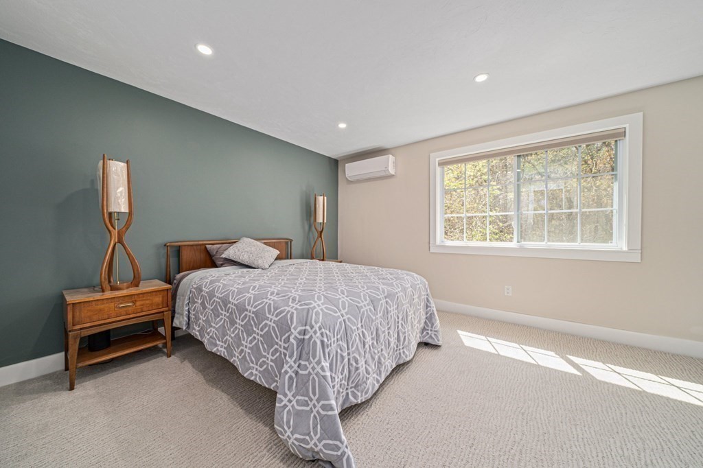 2 bed, 1 bath apartment for rent at 11 Nancy Rd Unit 4, Easton — photo 12 of 24