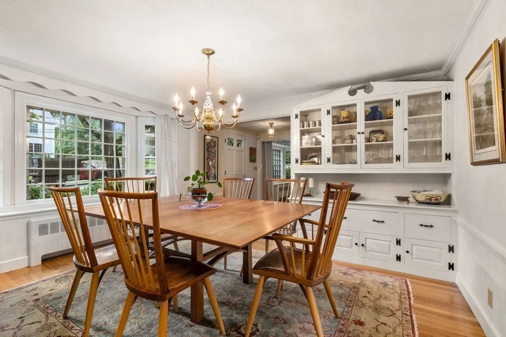 4 bed, 2 bath apartment for rent at 11 Nantucket Rd Unit 11, Wellesley — photo 9 of 23