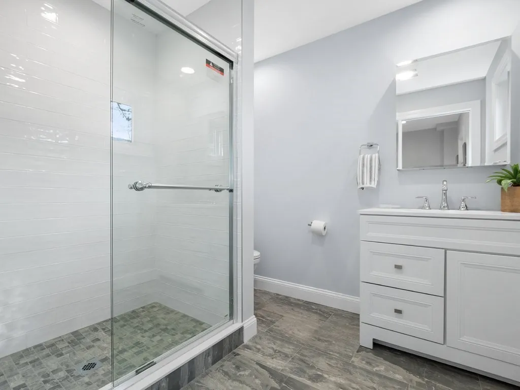 4 bed, 3.5 bath apartment for rent at 11 Naviens Ln Unit 1, Bleachery — photo 19 of 26