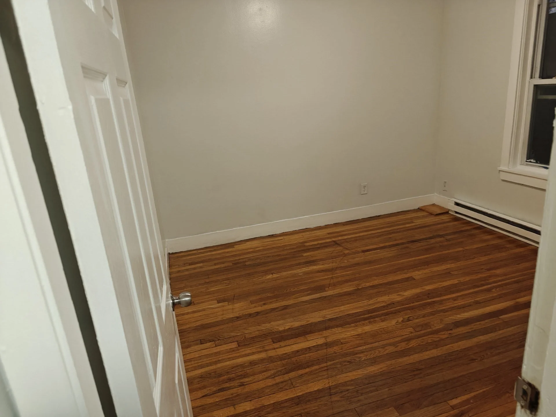 3 bed, 1 bath apartment for rent at 11 Nelson St Unit 2, Lynn — photo 6 of 14