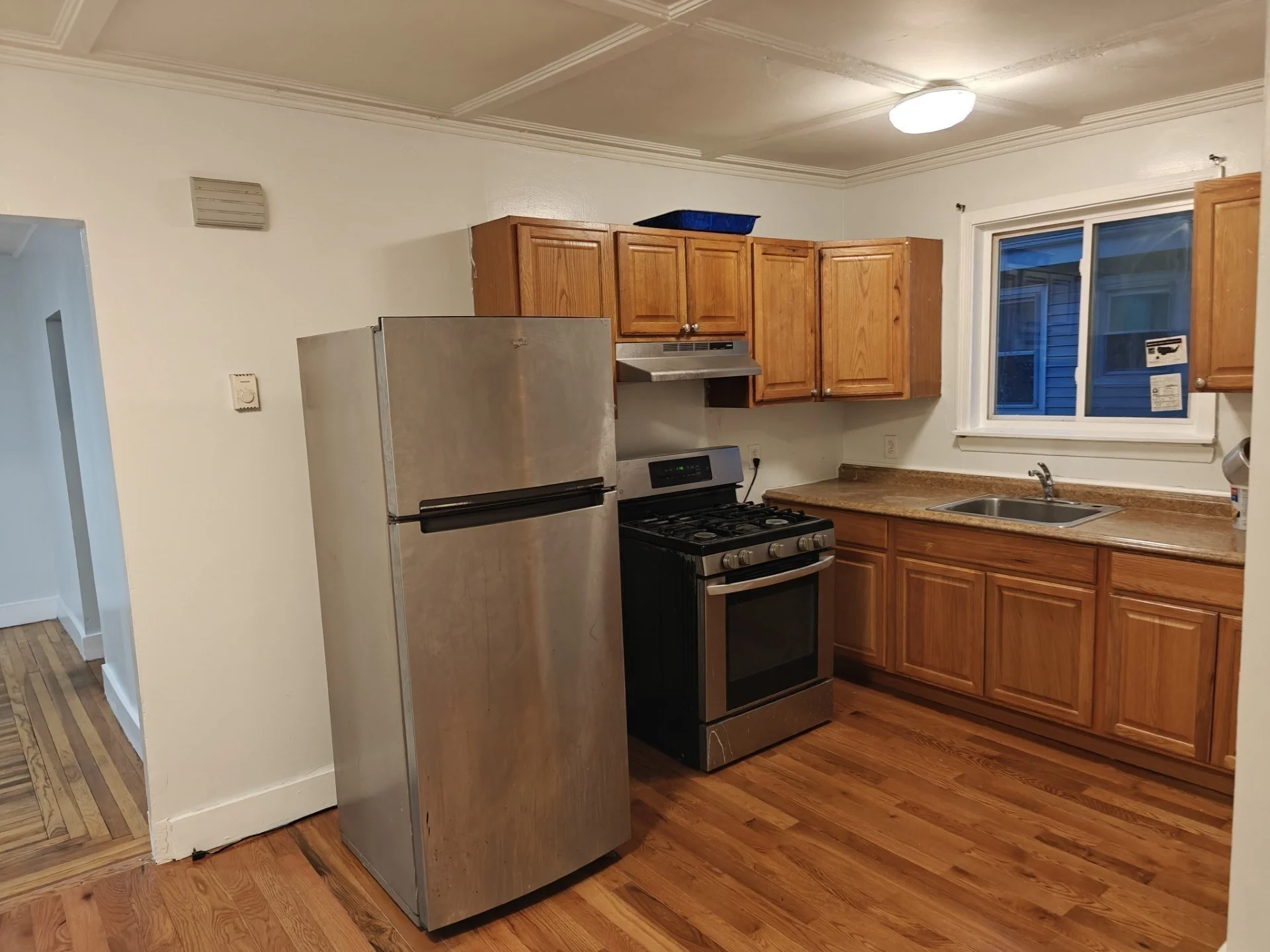 3 bed, 1 bath apartment for rent at 11 Nelson St Unit 2, Lynn — photo 8 of 14