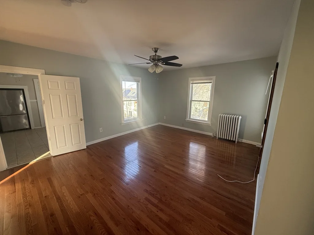 2 bed, 1 bath apartment for rent at 11 New Hampshire Ave Unit 2, Haverhill — photo 11 of 14