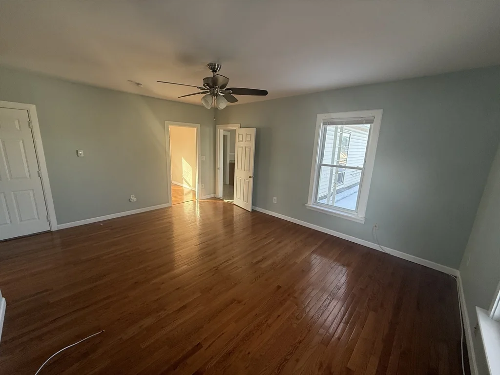 2 bed, 1 bath apartment for rent at 11 New Hampshire Ave Unit 2, Haverhill — photo 10 of 14