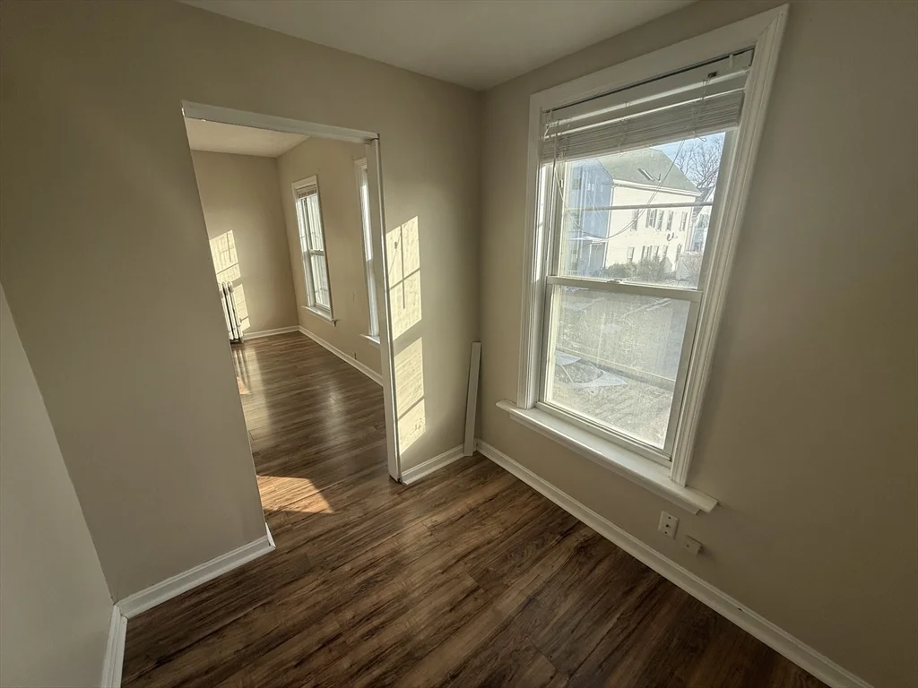 2 bed, 1 bath apartment for rent at 11 New Hampshire Ave Unit 2, Haverhill — photo 4 of 14