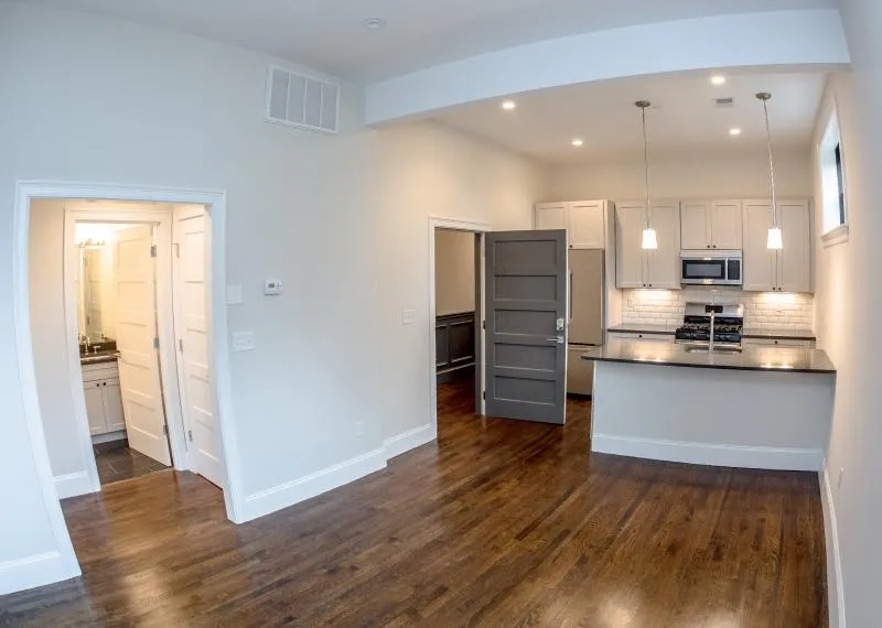 2 bed, 1 bath apartment for rent at 11 Newcomb St Unit 11, Roxbury — photo 3 of 9