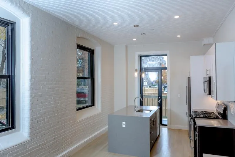 3 bed, 2 bath apartment for rent at 11 Newcomb St Unit 3, Roxbury — photo 5 of 15
