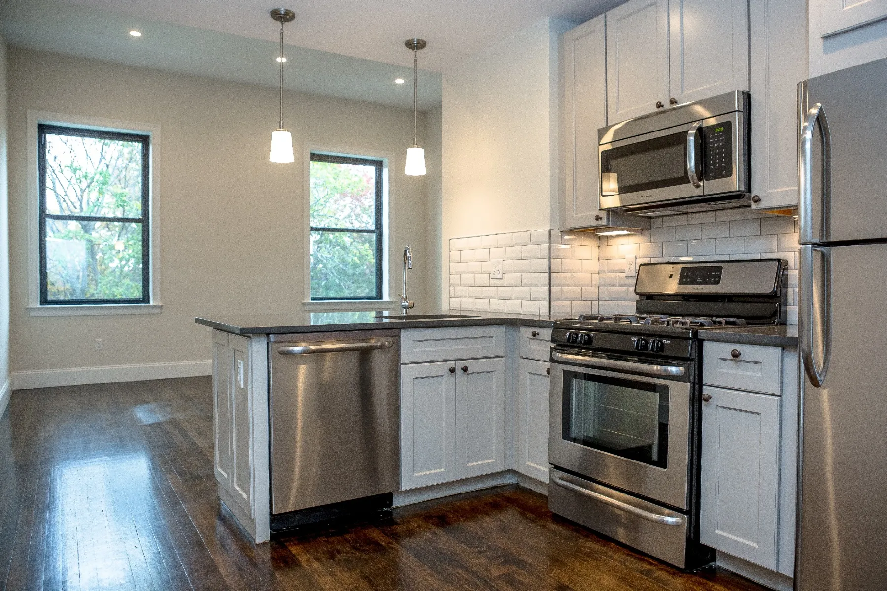 2 bed, 1 bath apartment for rent at 11 Newcomb St Unit 8, Roxbury — photo 7 of 12