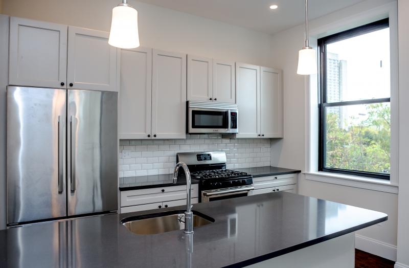 3 bed, 1 bath apartment for rent at 11 Newcomb St Unit 9, Roxbury — photo 2 of 18