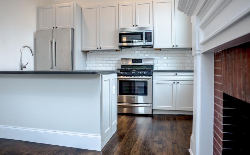 3 bed, 1 bath apartment for rent at 11 Newcomb St Unit 9, Roxbury — photo 3 of 18