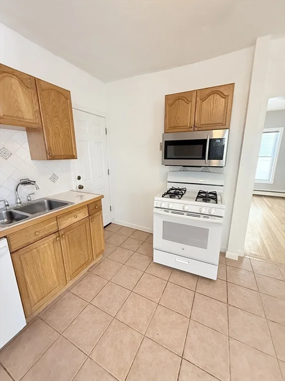 2 bed, 1 bath apartment for rent at 11 Newton St Unit 1, Malden — photo 11 of 16