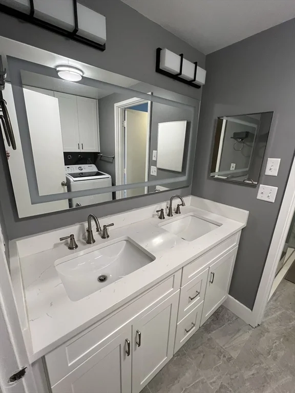 2 bed, 1 bath apartment for rent at 11 Oak St Unit 2, Wellesley — photo 10 of 14
