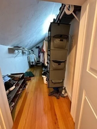 4 bed, 2 bath apartment for rent at 11 Oak St Unit -, Watertown — photo 31 of 34