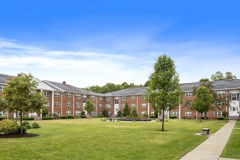 1 bed, 1 bath apartment for rent at 11 Old Colony Ln Unit 7, Arlington Heights — photo 15 of 16