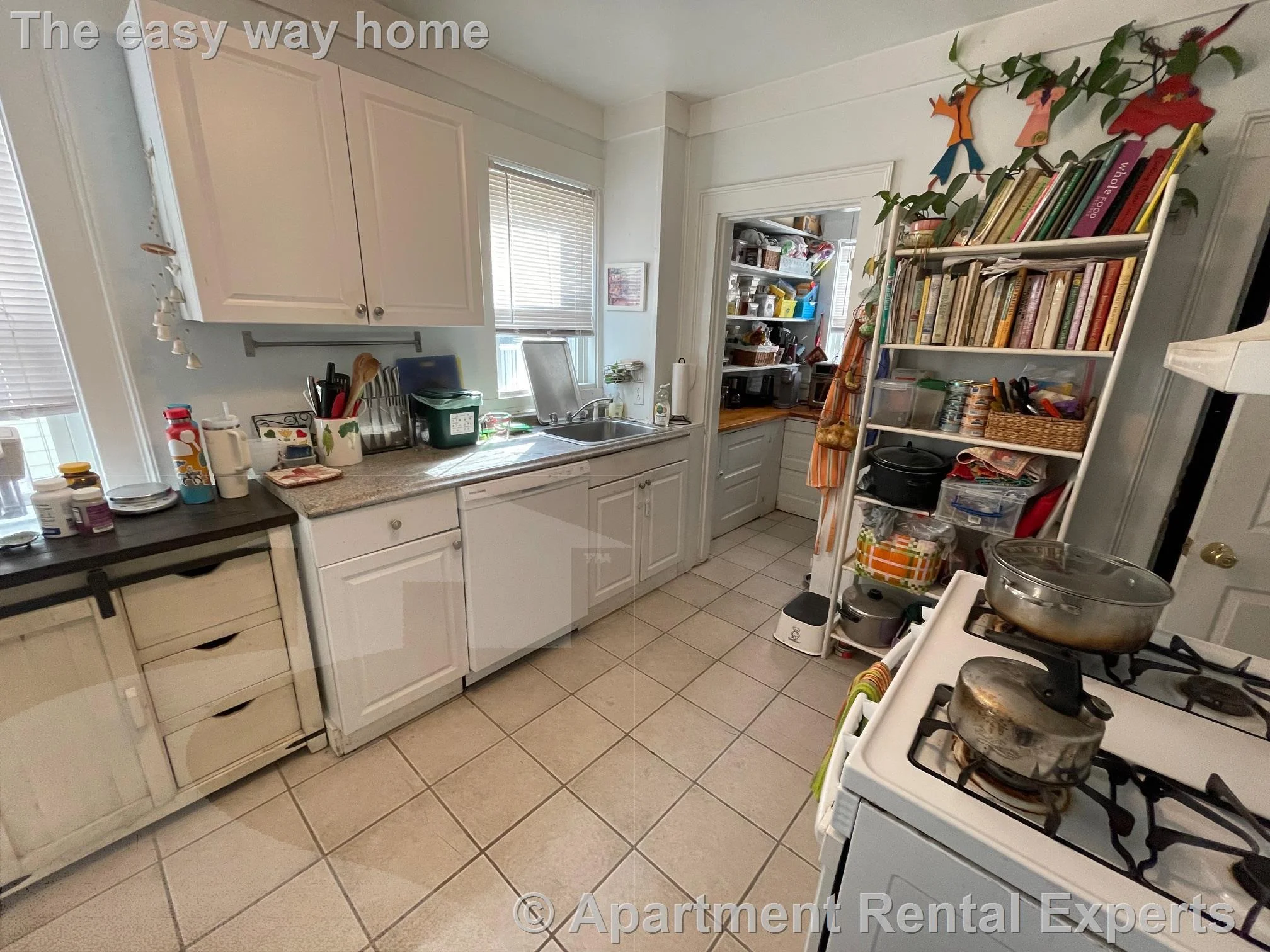 2 bed, 1 bath apartment for rent at 11 Orrin St Unit 2, Huron Village — photo 9 of 15
