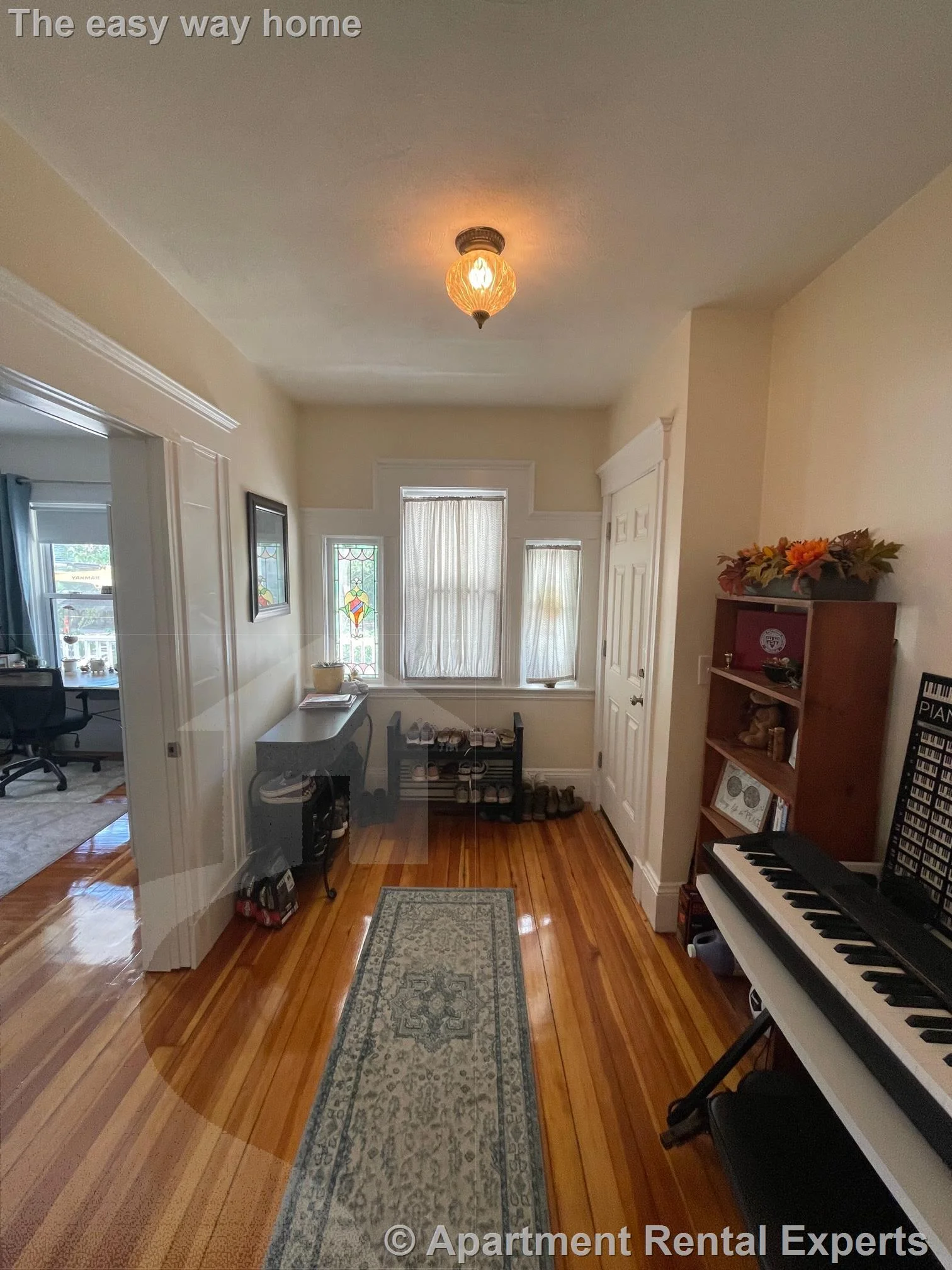 2 bed, 1 bath apartment for rent at 11 Ossipee Rd Unit 1, Teele Square — photo 4 of 15