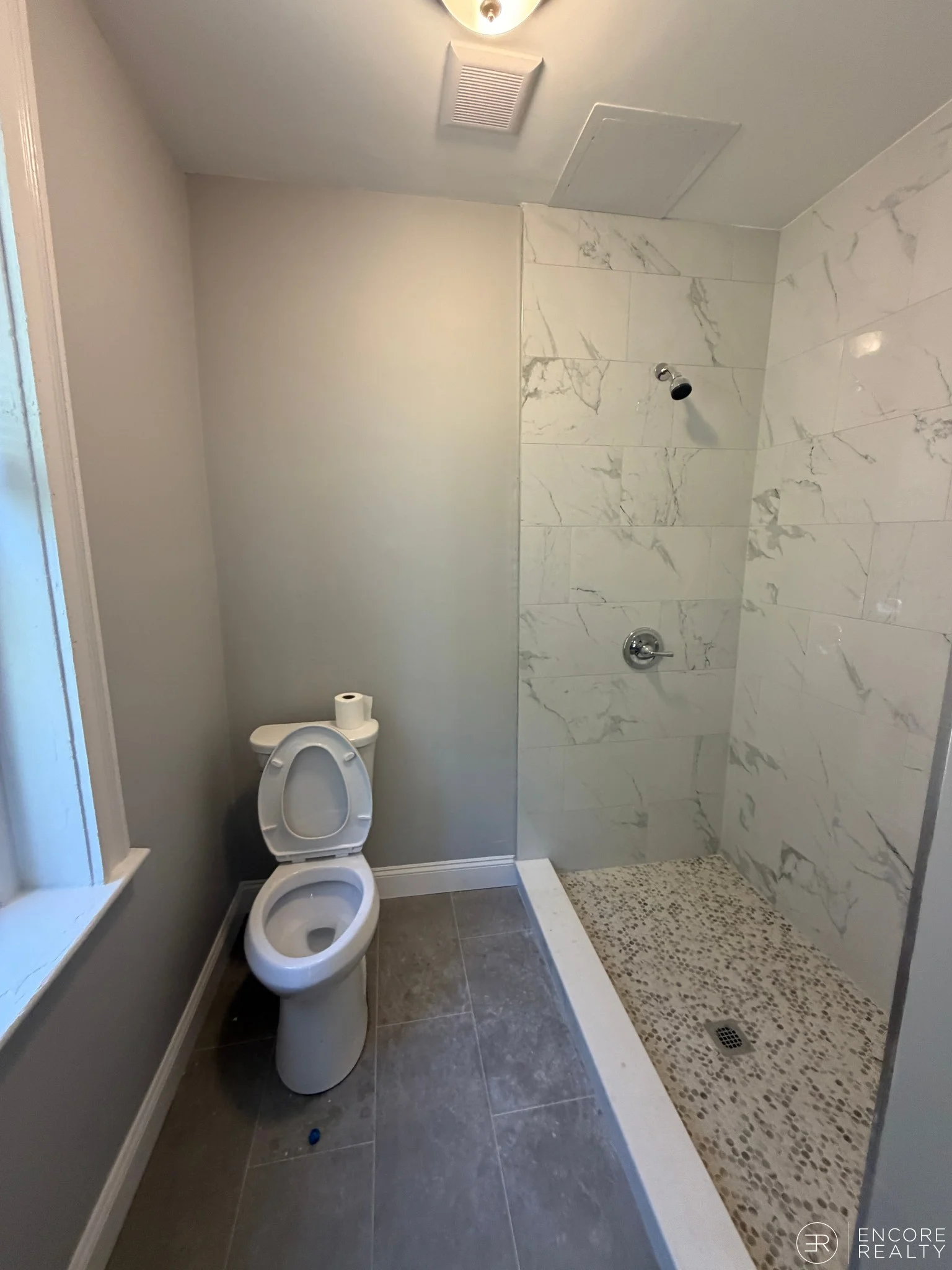 4 bed, 2 bath apartment for rent at 11 Park St Unit 3, Coolidge Corner — photo 16 of 16