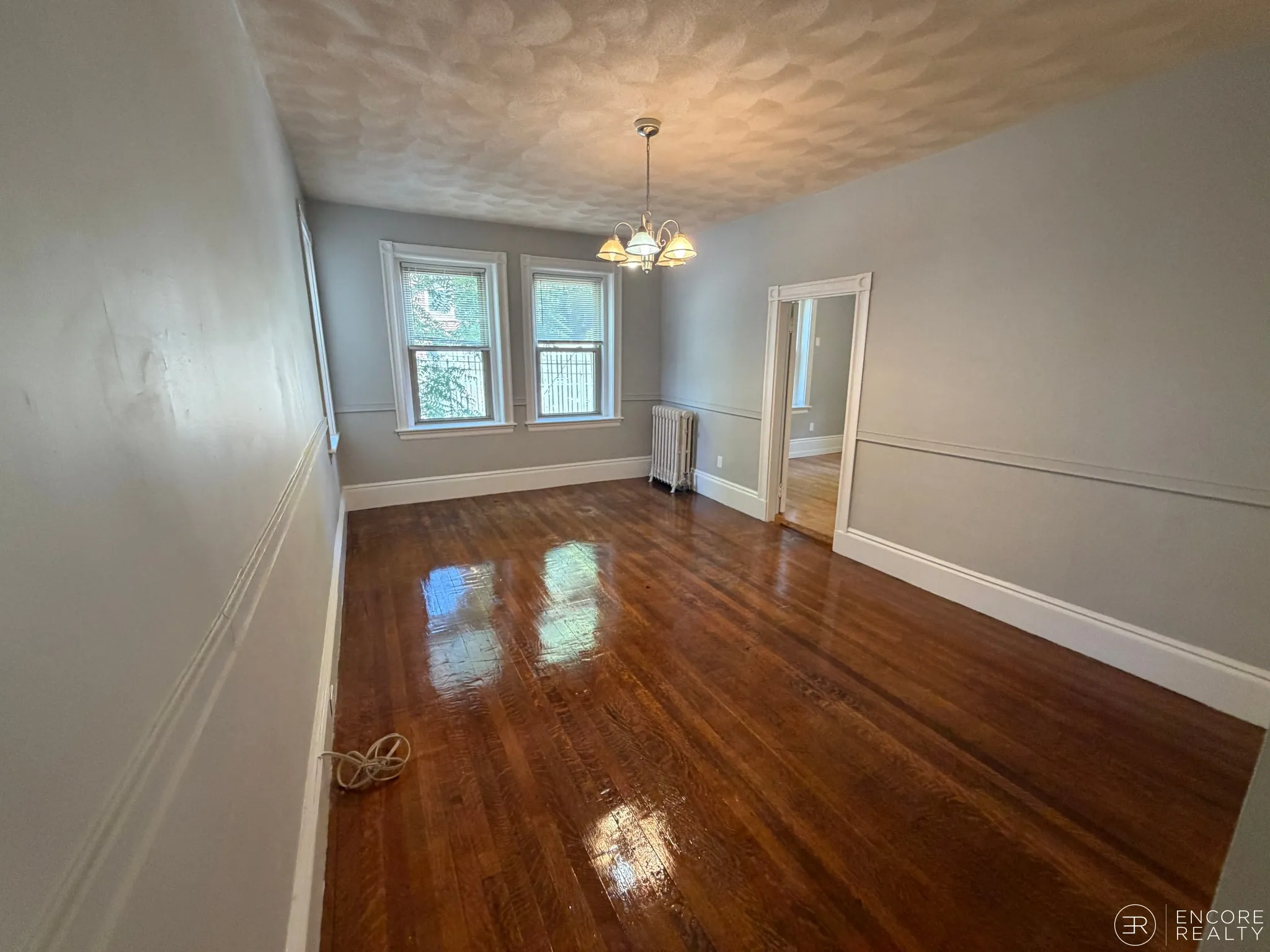 4 bed, 2 bath apartment for rent at 11 Park St Unit 3, Coolidge Corner — photo 11 of 16