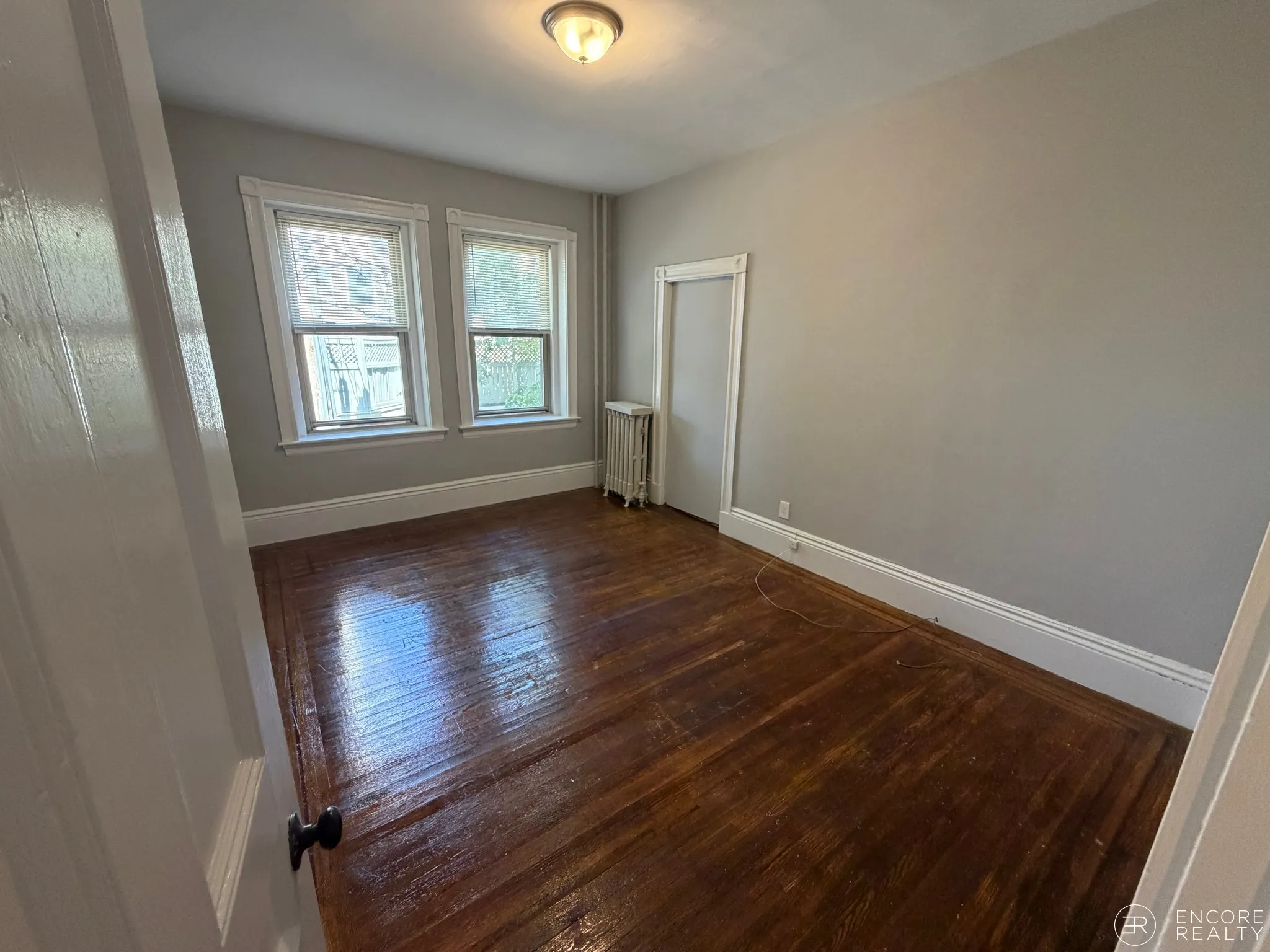 4 bed, 2 bath apartment for rent at 11 Park St Unit 3, Coolidge Corner — photo 4 of 16