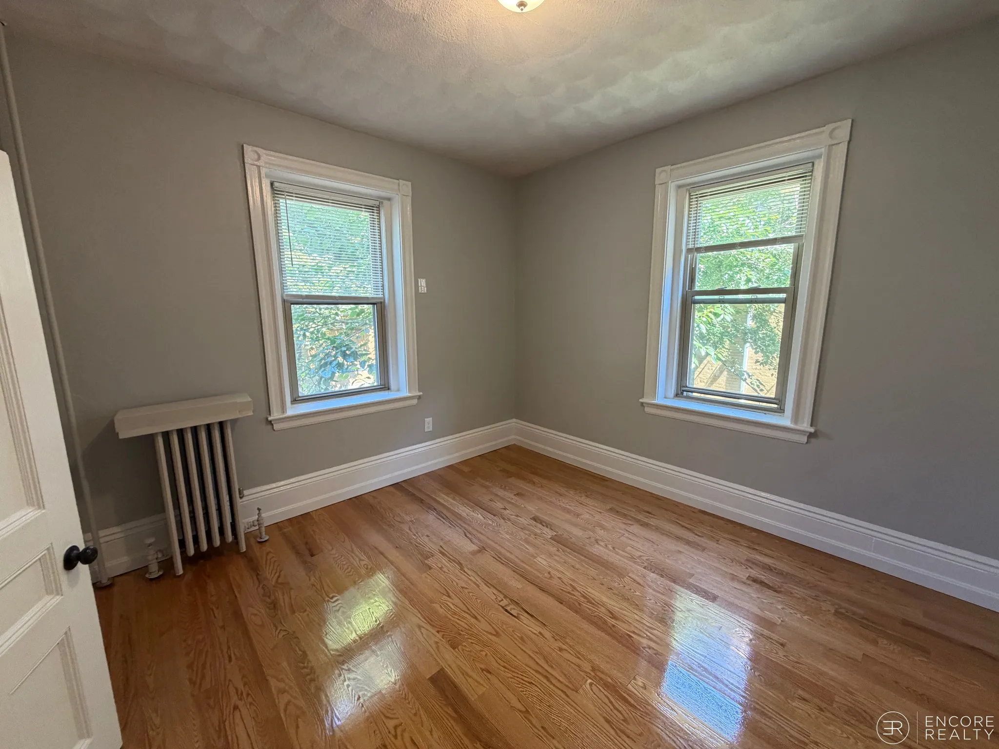 4 bed, 2 bath apartment for rent at 11 Park St Unit 3, Coolidge Corner — photo 13 of 16