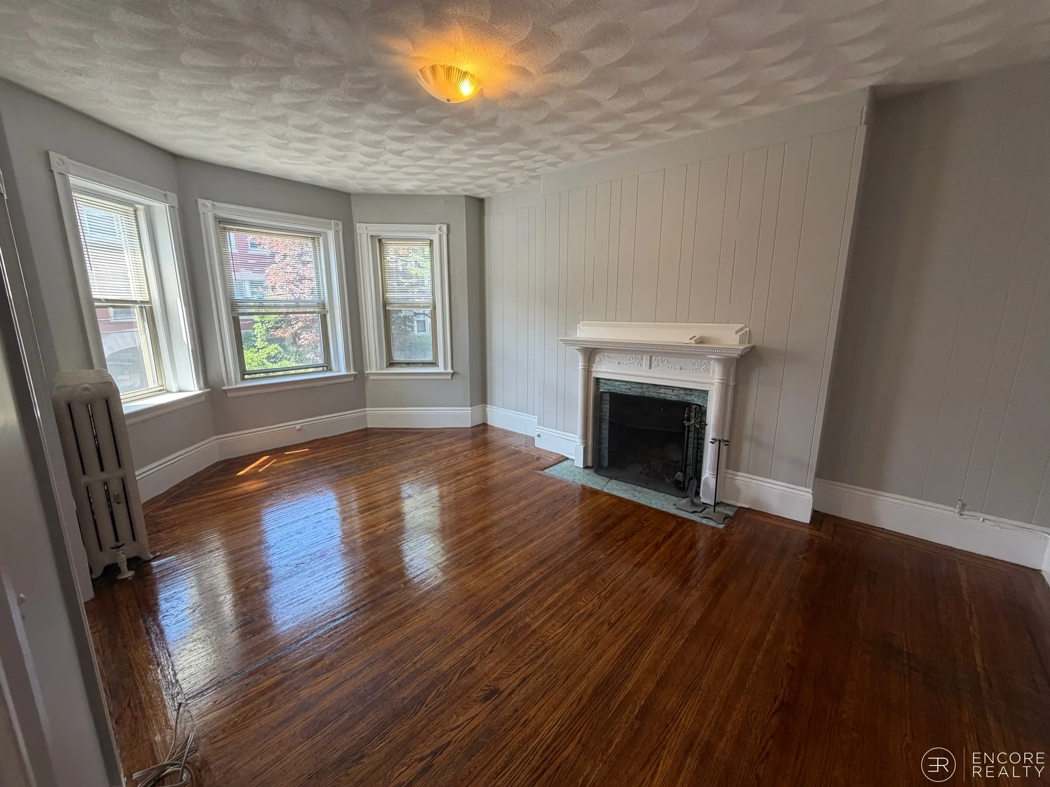 4 bed, 2 bath apartment for rent at 11 Park St Unit 3, Coolidge Corner