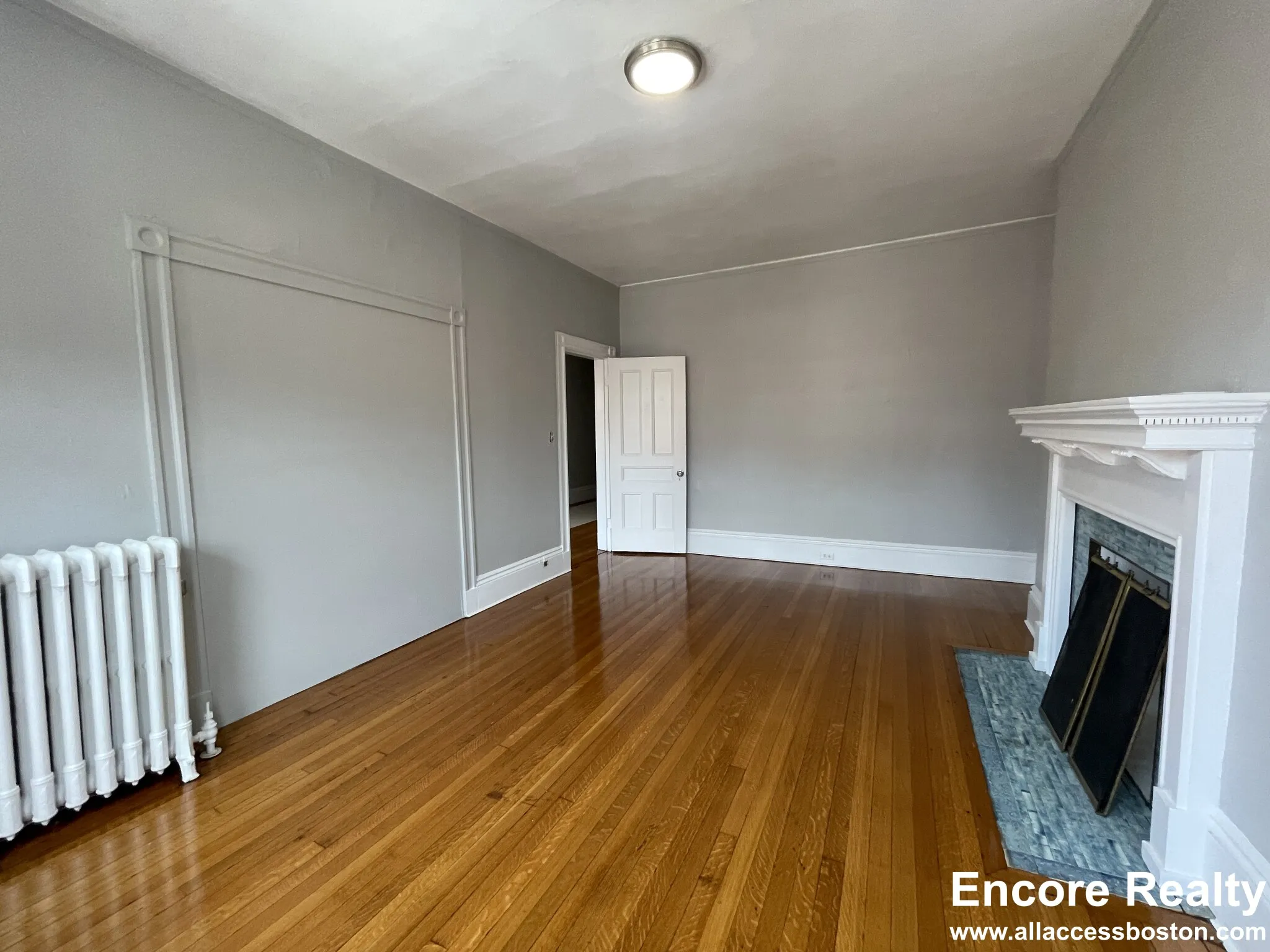 5 bed, 2 bath apartment for rent at 11 Park St Unit 6q, Coolidge Corner — photo 6 of 23