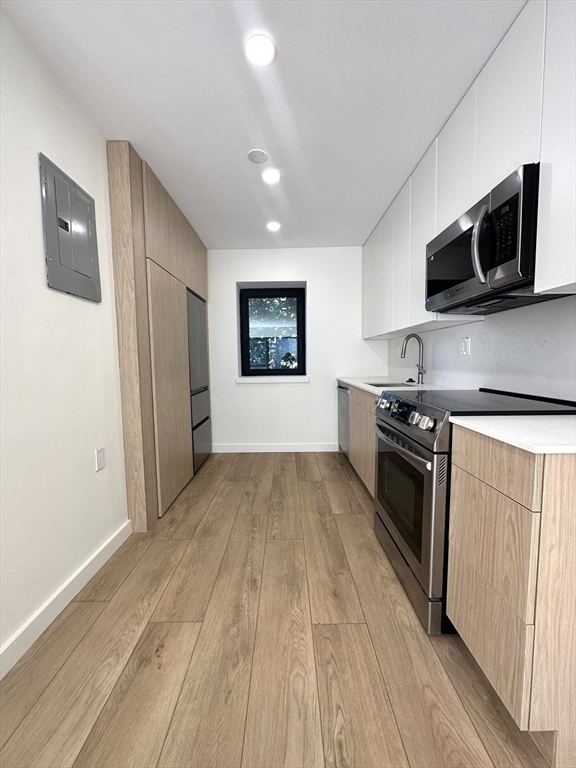 2 bed, 1 bath apartment for rent at 11 Parker Hill Ave Unit 1A, Mission Hill