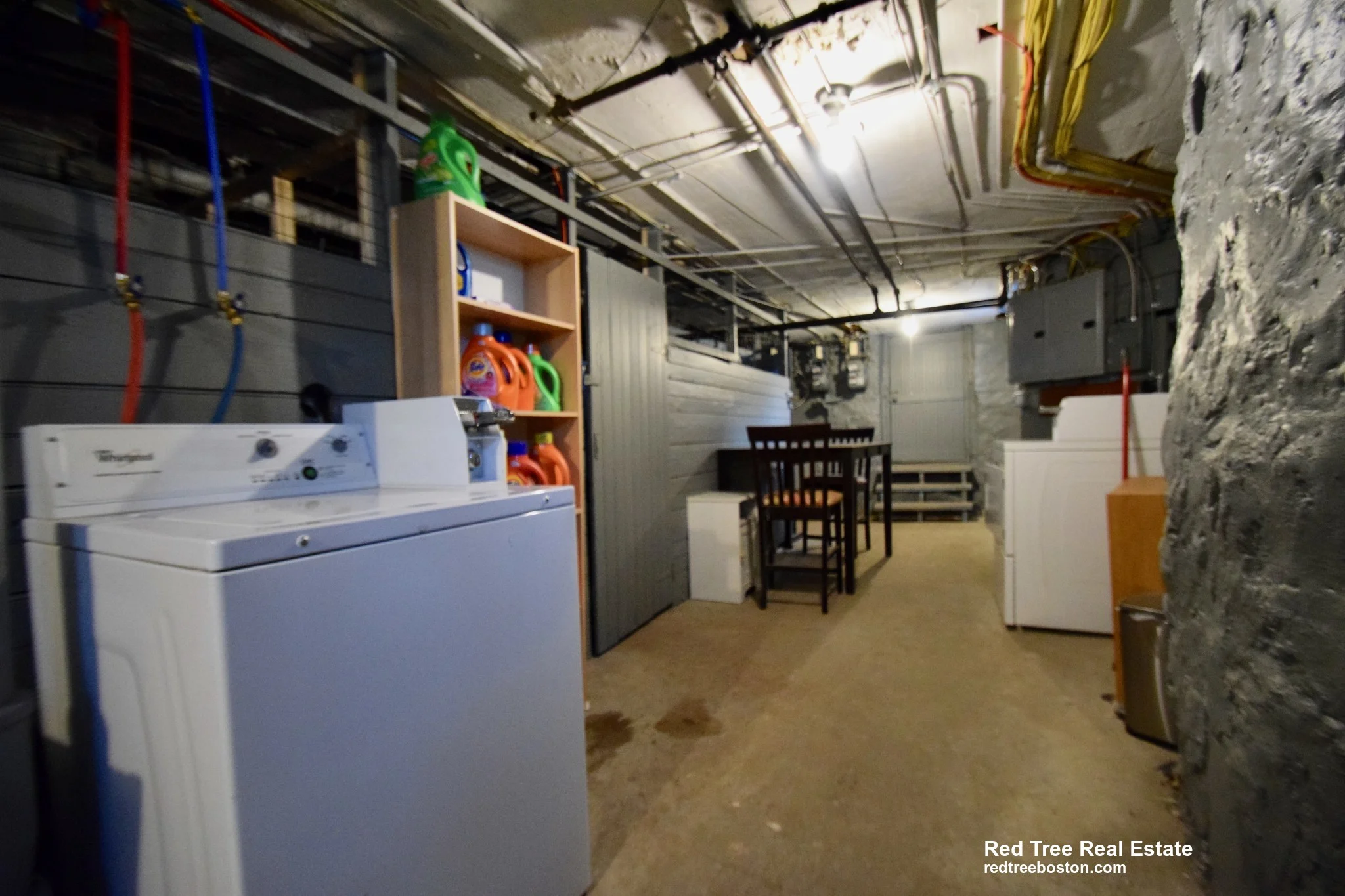 3 bed, 1 bath apartment for rent at 11 Parkton Rd Unit 3, Jamaica Hills — photo 15 of 16