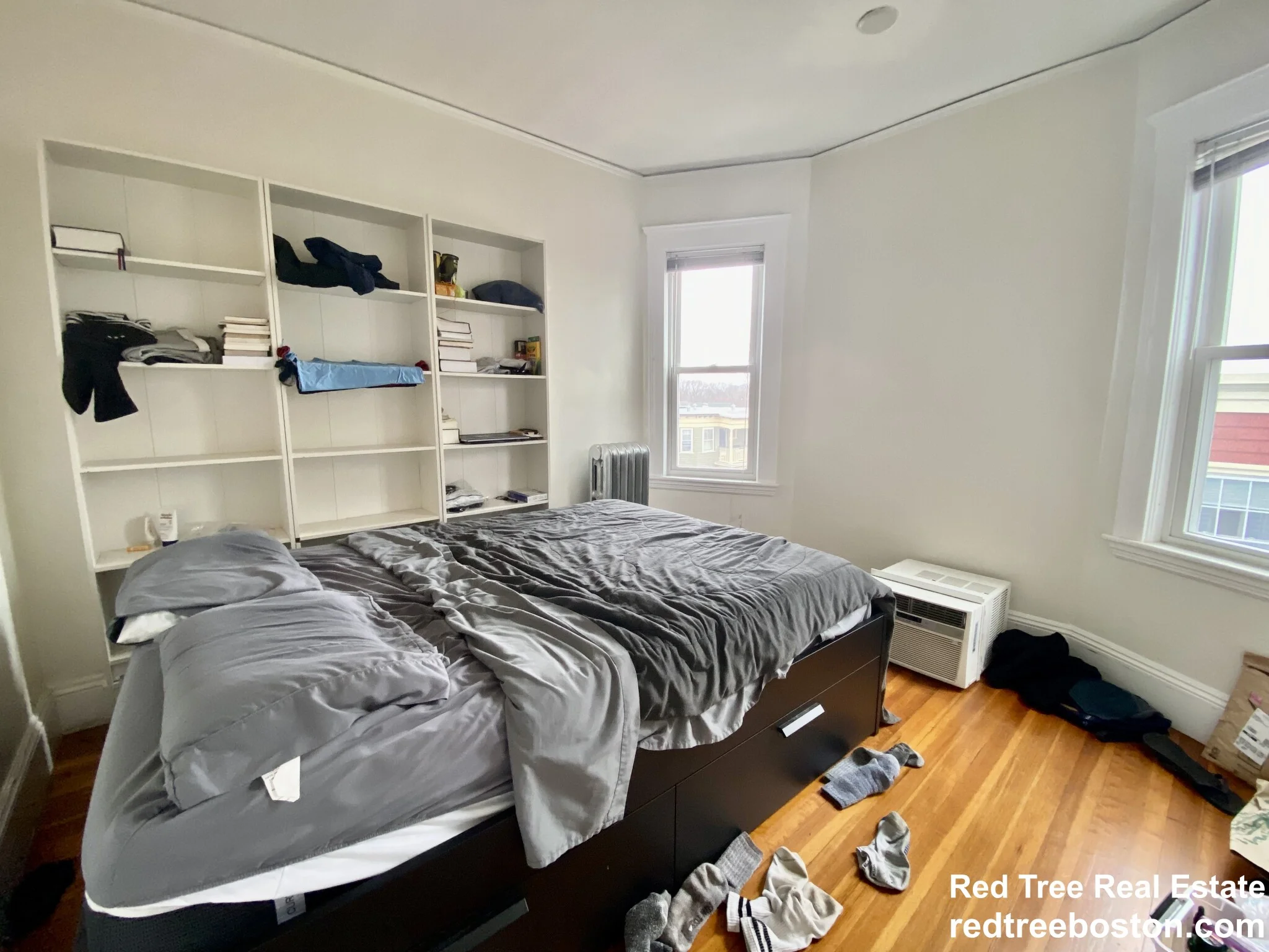 3 bed, 1 bath apartment for rent at 11 Parkton Rd Unit 3, Jamaica Hills — photo 11 of 16