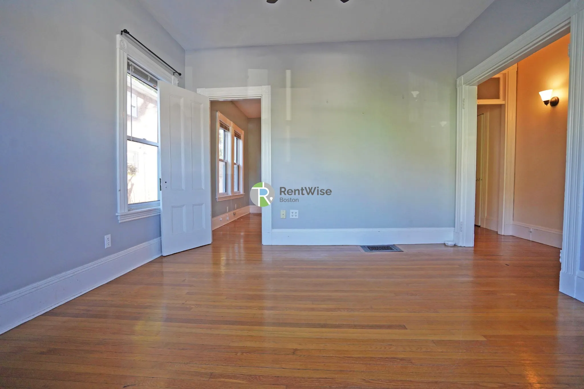 2 bed, 1 bath apartment for rent at 11 Parsons St Unit 1, Brighton — photo 2 of 23